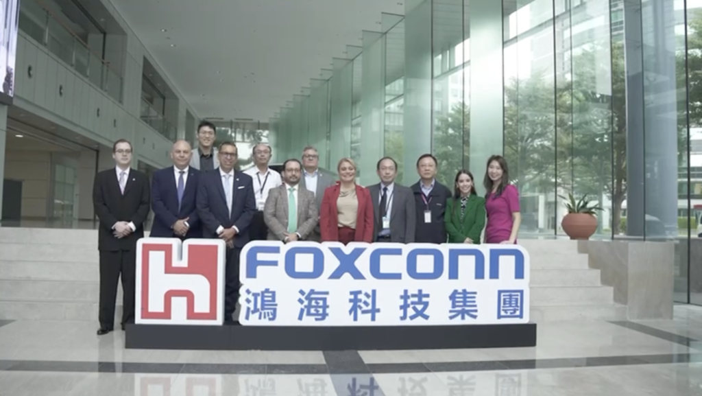 Gobernadora Se Reune Con Directivos De Pegatron Y Foxconn En Gira Por Taiwán
