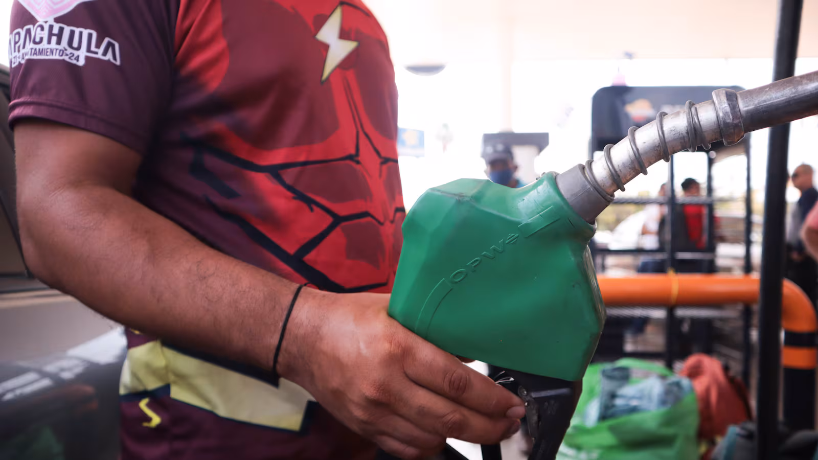 Gasolina Es 46% Más Cara En México Que Estados Unidos Al Cierre De 2024