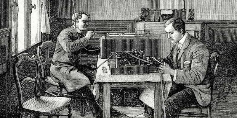 Samuel Morse Y Su Socio, Alfred Vail, Hacen La Primera Demostración Pública Del Telégrafo