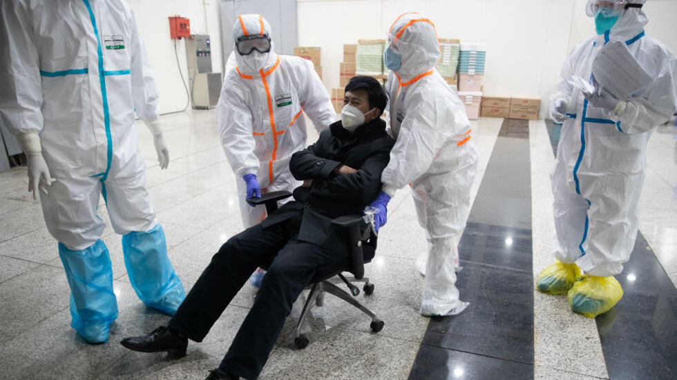 2020, El Médico Chino Li Wenliang, El Primero Que Alertó Sobre La Aparición Del Coronavirus, Muere Infectado Por Esta Enfermedad En Wuhan