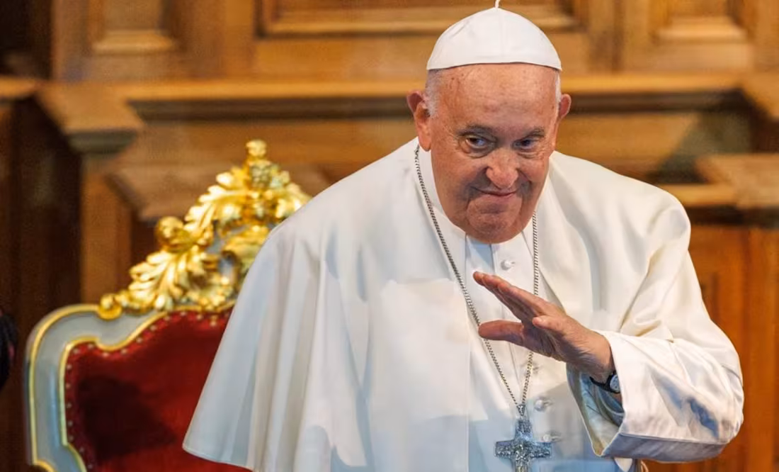 %22sigo vivo%22 papa francisco está muy contento de salir del hospital, dicen médicos