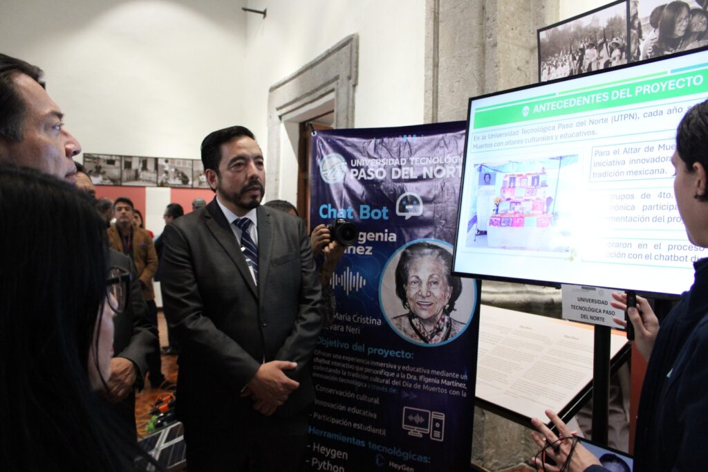 Presenta docente de la ut paso del norte proyecto de inteligencia artificial a sep