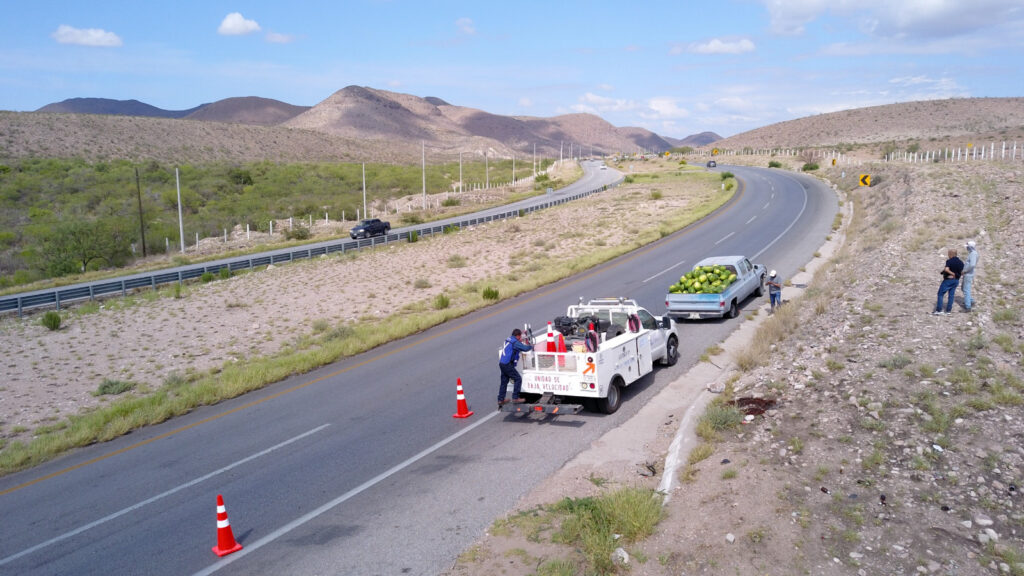 Brindara estado atencion a viajeros con volantas de auxilio carretero en vacaciones de semana santa