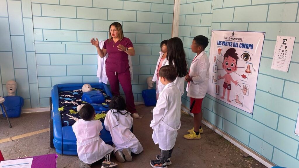 Orientan en pequeñópolis a más de 2 mil niños y niñas juarenses en temas de salud