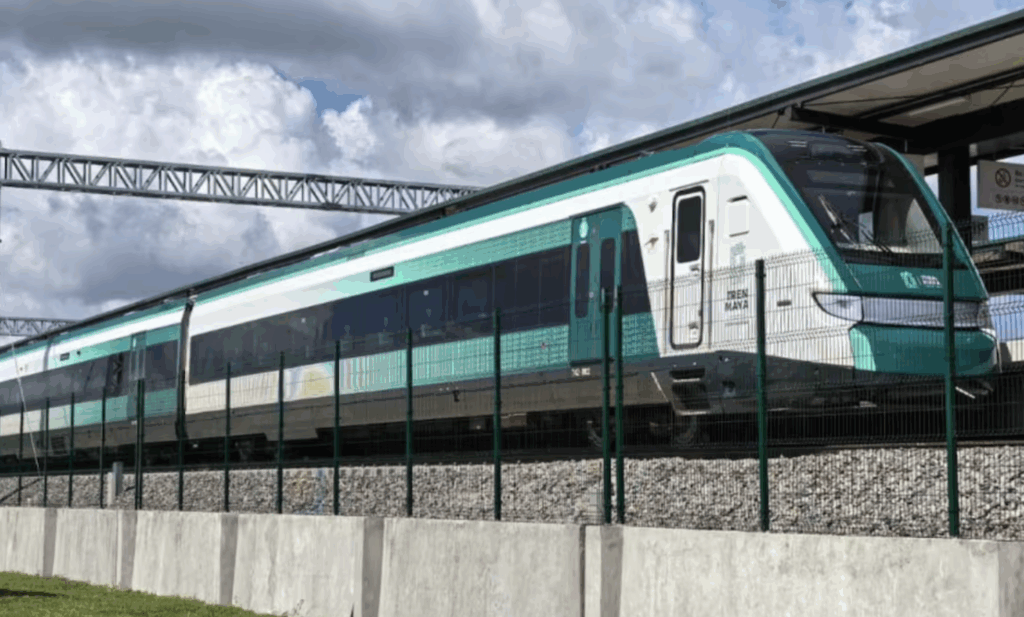 %22operación de pasajeros del tren maya no es rentable%22, reconoce titular; ya es necesario iniciar la fase de carga