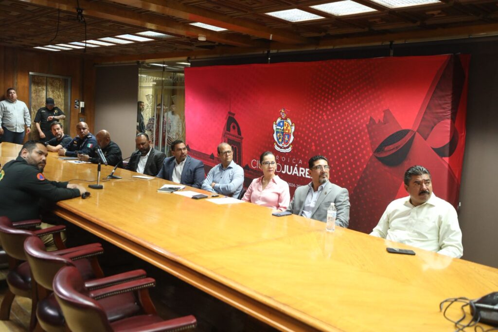 Abordan el tema de los sismos autoridades de juárez y de la comisión nacional de protección civil