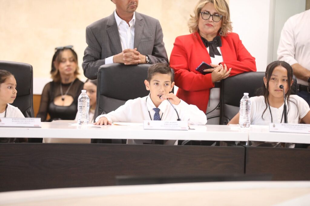 Cabildo de juárez trabajará en las propuestas presentadas por los regidores infantiles