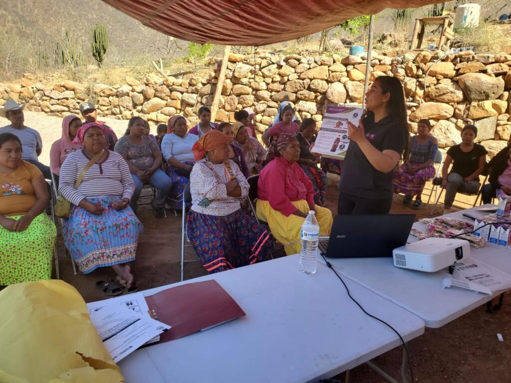 Llevan educación alimentaria y nutricional a las comunidades de la sierra tarahumara
