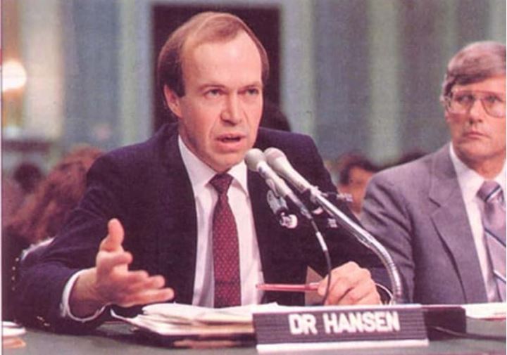El climatólogo jefe de la nasa james hansen anuncia ante el congreso de estados unidos que el calentamiento global ha comenzado