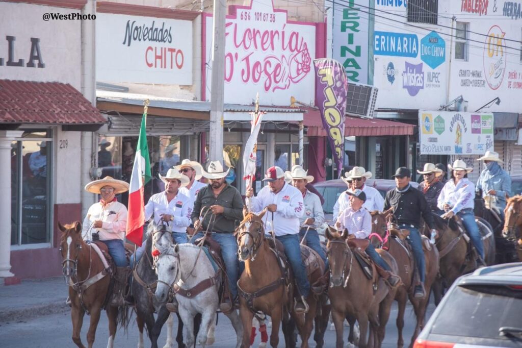 Avanza la cabalgata villista y suma jinetes en su trayecto hacia hidalgo del parral