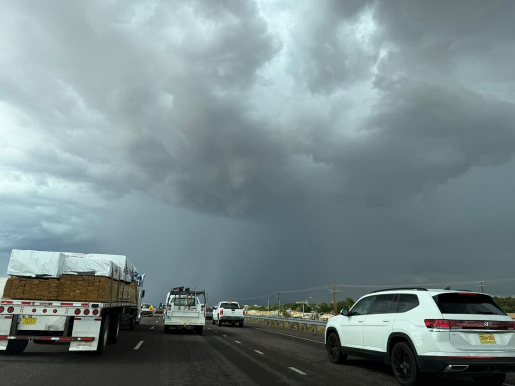 Emite alerta de protección civil continuarán las lluvias en todo el estado de chihuahua