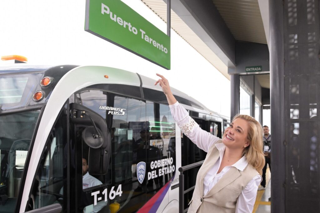 Gobernadora pone en marcha nueve estaciones más del sistema brt 1 en juárez