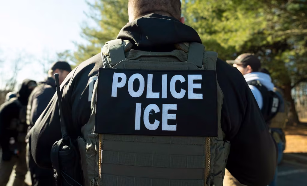 Ice ordena colocar tobillera electrónica a más de 180 mil inmigrantes en todo eu