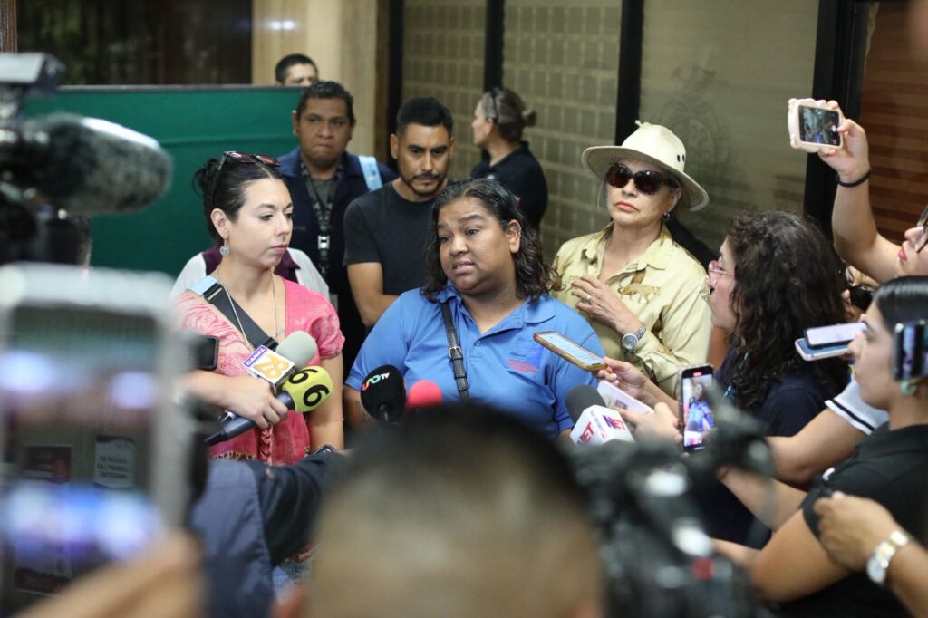 Se reúne alcalde pérez cuéllar con los deudos afectados por crematorio y funerarias