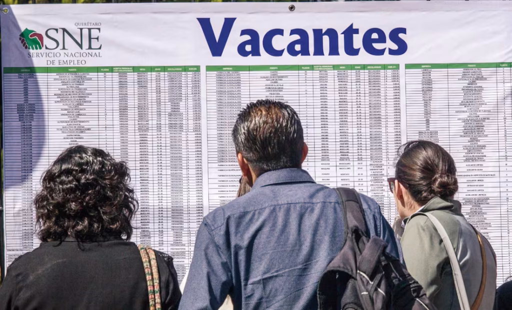 La desocupación laboral ha pegado más a las mujeres y jóvenes durante 2025
