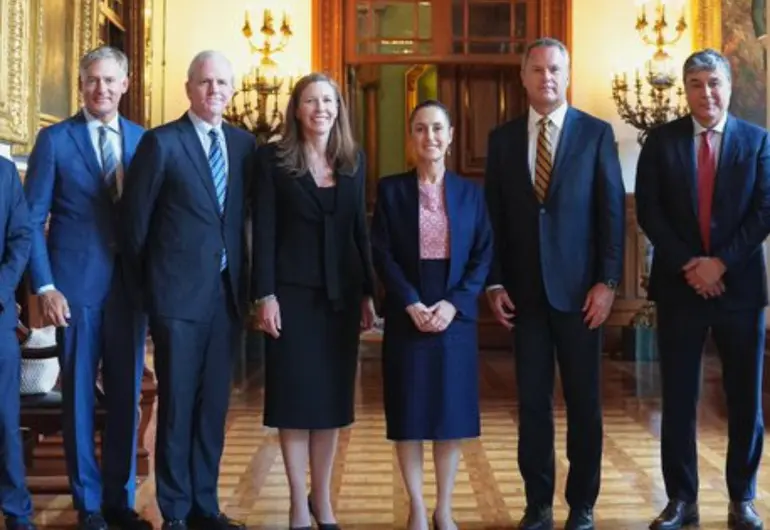 La presidenta sheinbaum se reúne con empresarios y anuncia nuevas inversiones
