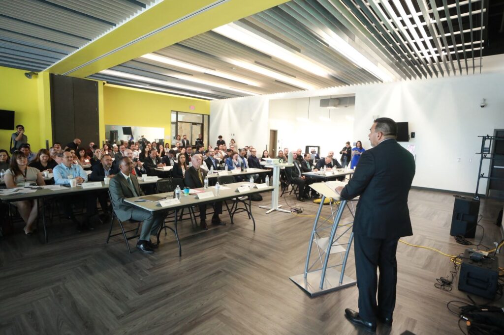 Participa alcalde en reunión del plan estratégico binacional de cruces fronterizos en ep