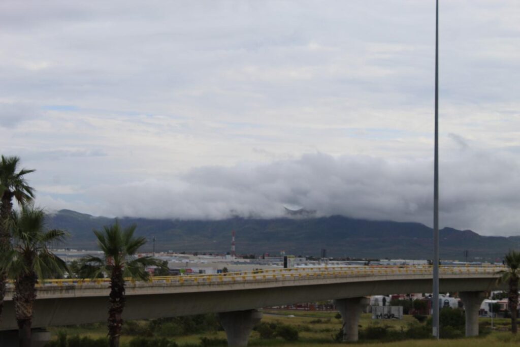 Alerta por ingreso del primer frente frío con lluvias intensas durante este inicio de semana
