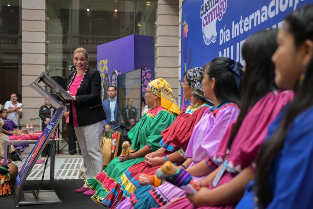 Encabeza maru campos ceremonia de conmemoración del día de la mujer indígena
