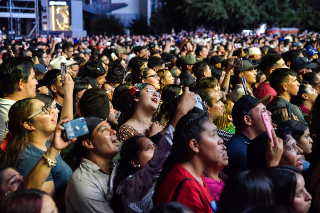 Invita el gobierno estatal a disfrutar de las fiestas patrias con josi cuen y jorge medina