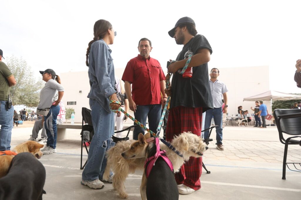 Supervisa alcalde la jornada masiva de esterilización de mascotas en el sur oriente
