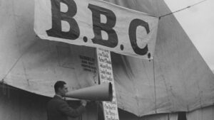 1922, nace la british broadcasting company, mejor conocida la cadena de televisión británica bbc