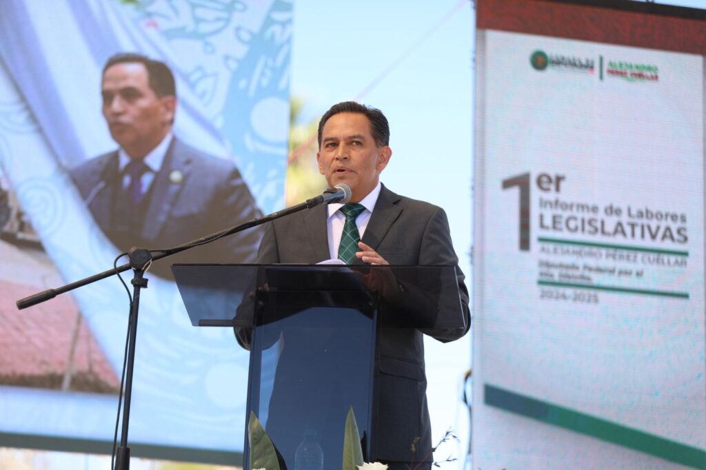 Diputado alejandro pérez cuéllar presenta su primer informe legislativo en juárez