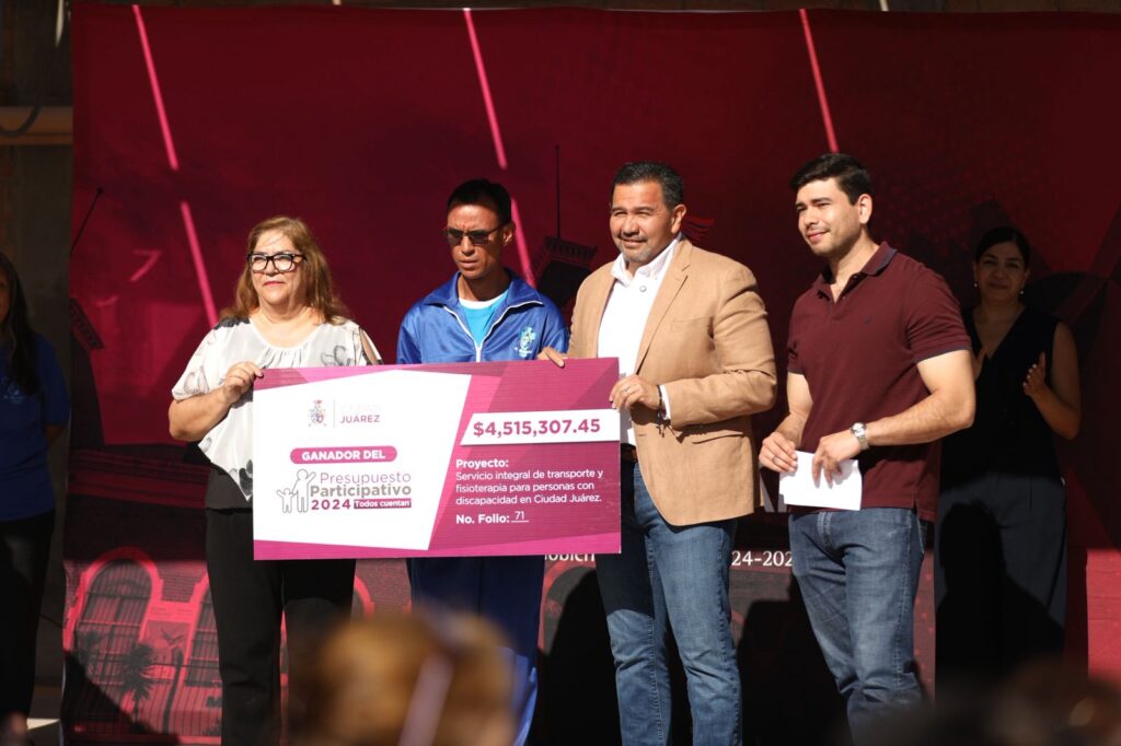 Entrega alcalde recursos del presupuesto participativo para %22el manantial hogar%22