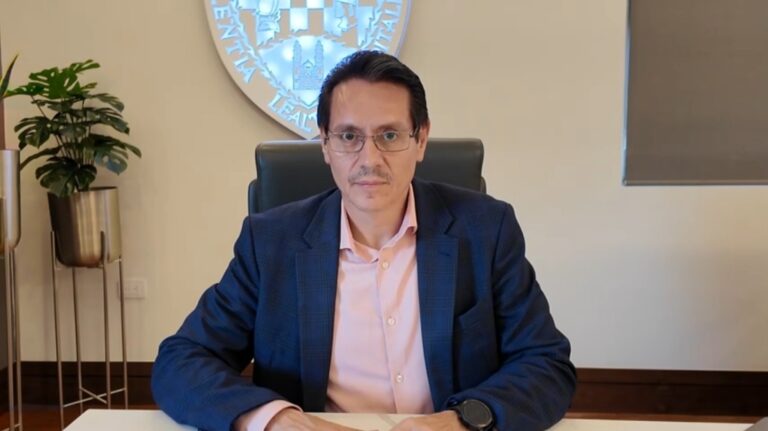 Genera estado ahorro de 330 millones con una mejora de calificación de fitch ratings