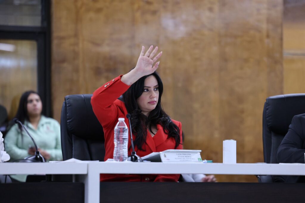 Cabildo propone mayores sanciones para quien maltrate a los animales en juárez