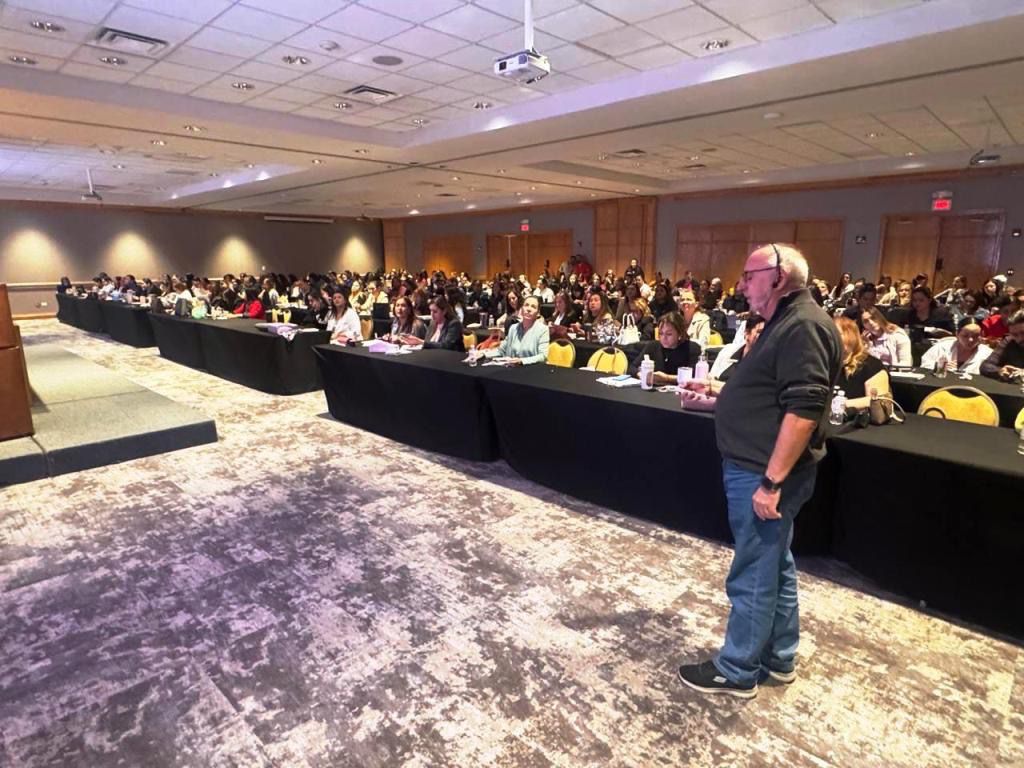 Capacitaron a 200 figuras educativas sobre atención del trastorno del espectro autista