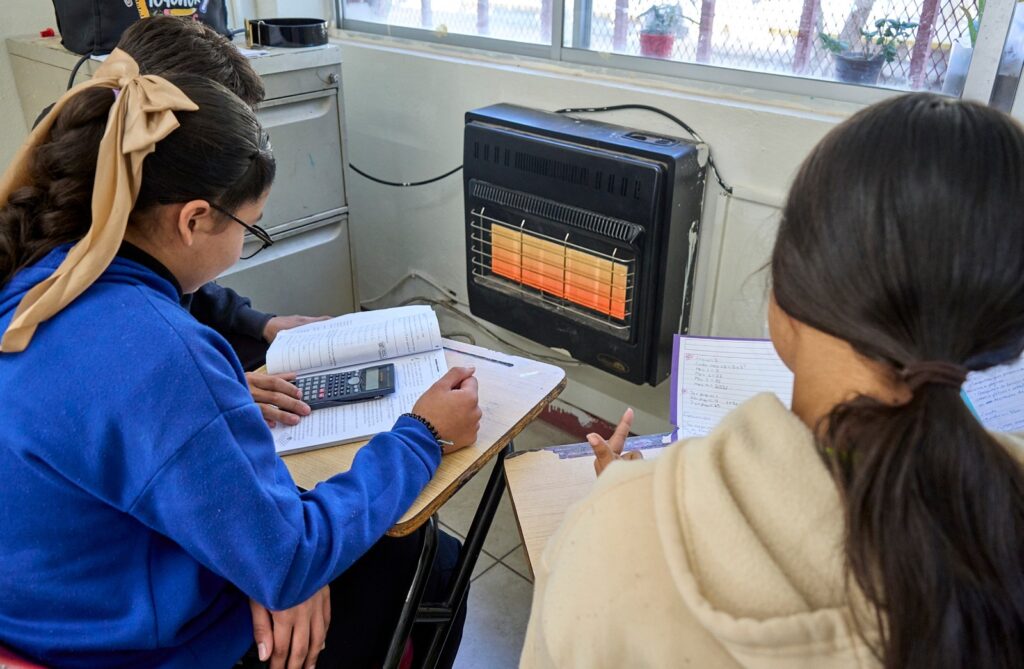 Destina gobierno estatal más de 9 millones de pesos para dotación de gas a escuelas