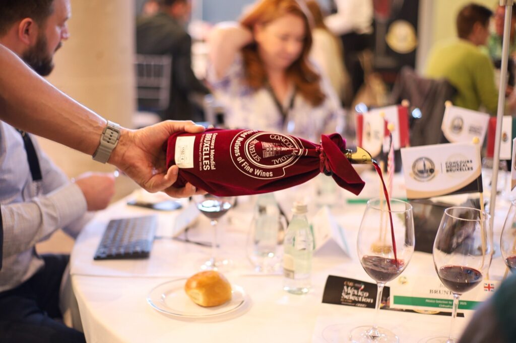 Productos chihuahuenses son premiados con 34 medallas en méxico selection by cmb