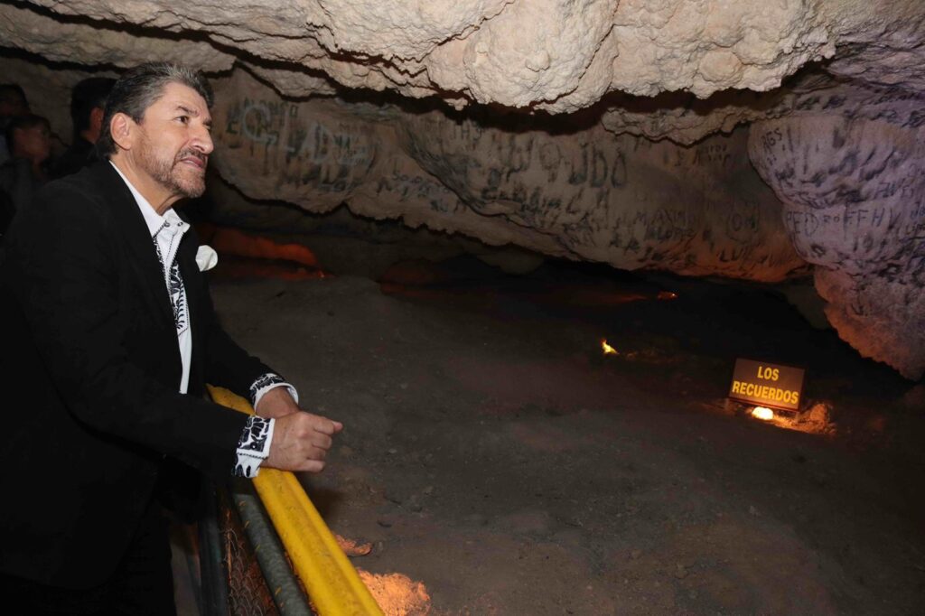 Rehabilita gobierno del estado las grutas de coyame, hacen un llamado a visitar este lugar