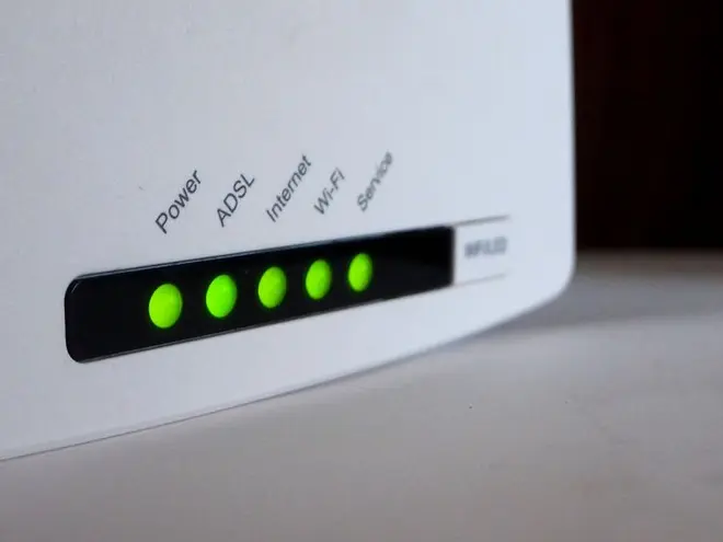 ¿por qué nunca deberías apagar el wifi durante la noche? esto es lo que podría pasar