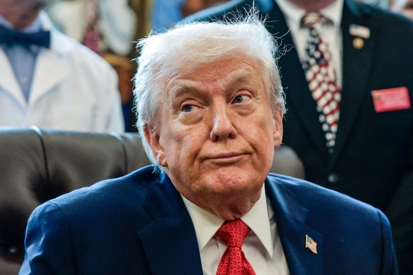 Afirma trump que no requiere autorización del congreso para atacar a venezuela