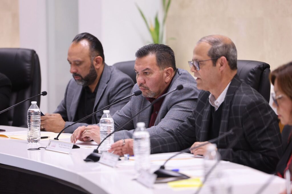 Destacan ahorro de tiempos y costos en los trámites del gobierno municipal de juárez