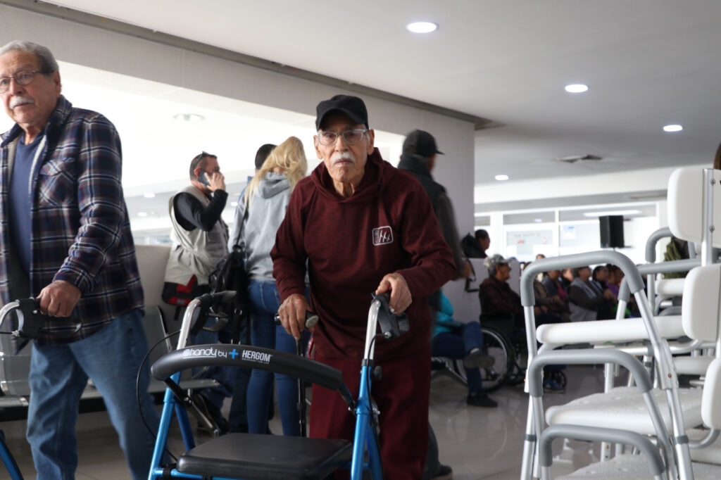 Día internacional de la discapacidad entrega dif estatal aparatos funcionales