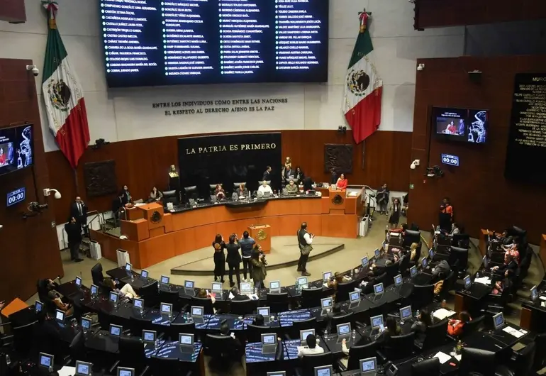 Senado recibe 43 solicitudes de aspirantes a encabezar la fgr tras salida de gertz