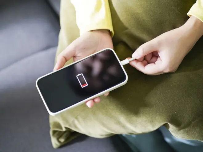 ¿la batería de tu celular se descarga más rápido con el frío? esto deberías saber