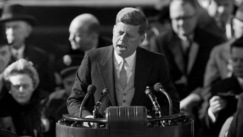 1961, john f. kennedy toma posesión como presidente de estados unidos