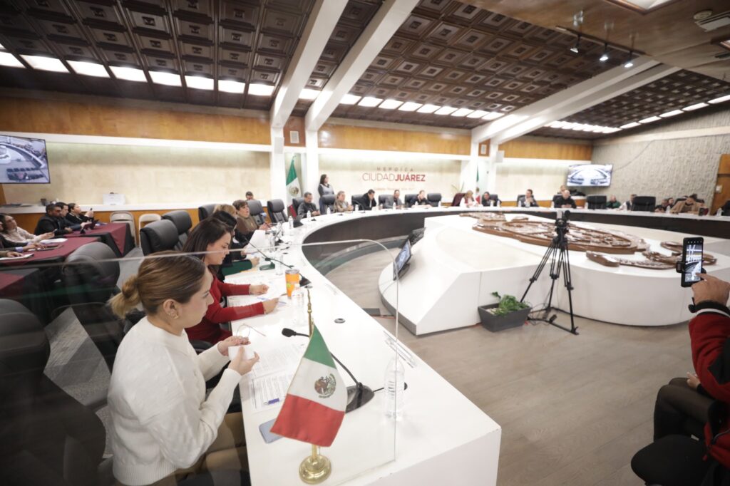 Pedirá el cabildo de juárez extender transporte público hasta las 2 00 de la mañana