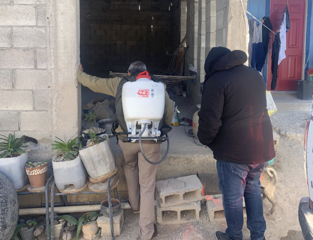 La dirección de ecología ha fumigado más de 900 casas contra la garrapata en juárez