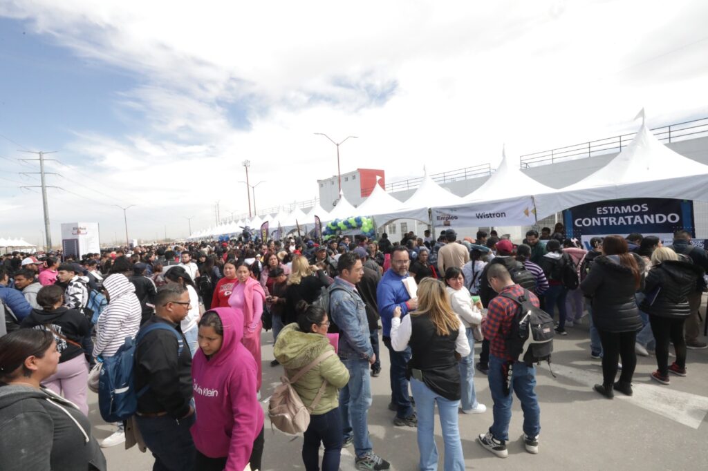 Reportan jornada exitosa en feria del empleo, registraron a 3 mil 647 personas