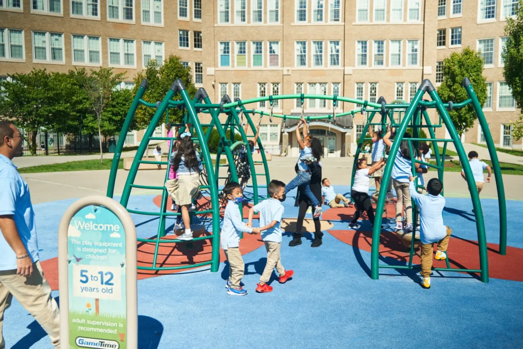 Community schools offer more than just teaching