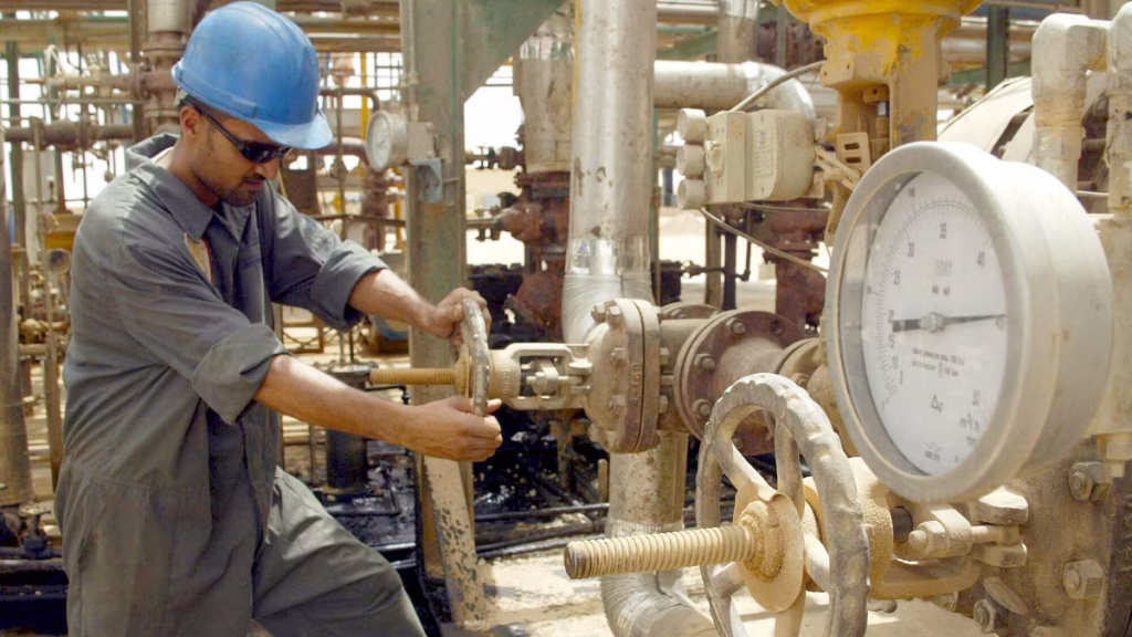 Guerra en irán dispara precio del gas natural sube 15.5% y acumula alza de 92% desde inicio de ataques de trump