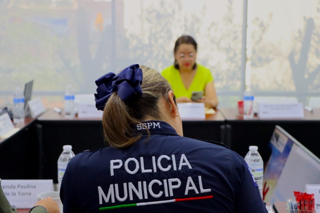 Participan mujeres de sspm en encuentro de seguridad pública y liderazgo femenino