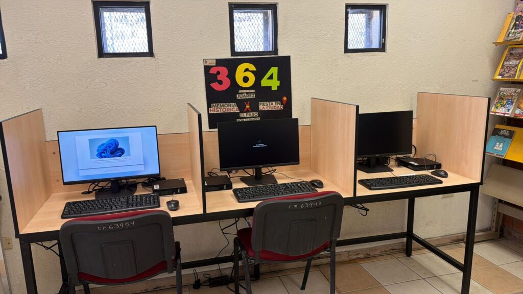 Renuevan bibliotecas con computadoras y tecnología interactiva en juárez