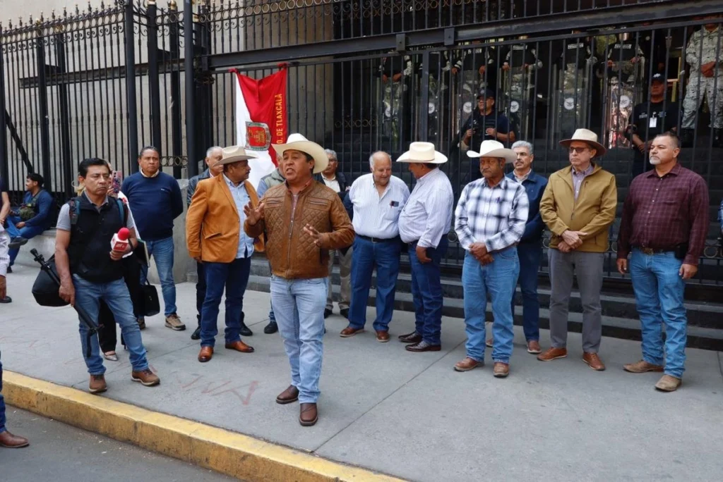 Agricultores y transportistas rompen diálogo con segob; 'no hay condiciones', señalan