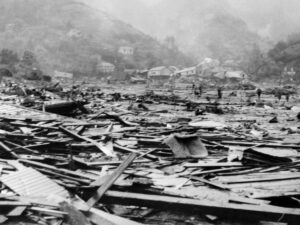 1960, se registra el gran terremoto de chile, cerca de valdivia, el mayor de la historia moderna